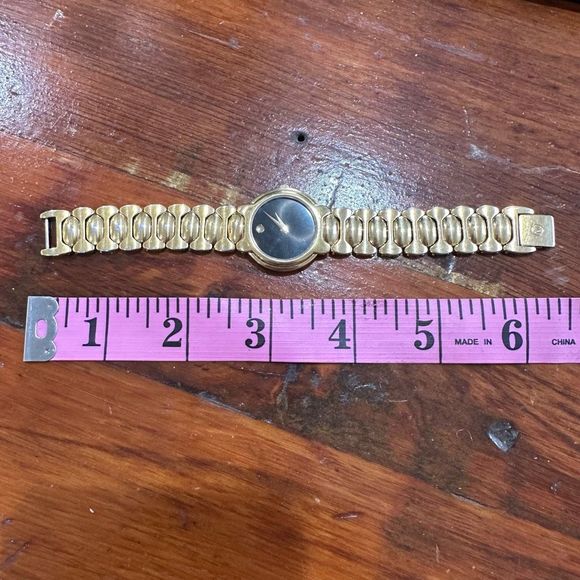 Vintage ￼women’s ￼ ￼museum Movado watch  90s collection main image 8